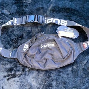 UA Supreme crossybody bag
